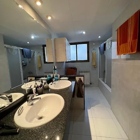 Super Apartamento Llevant 8 דירה *
